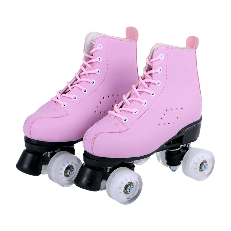 Manufacturer wholesale new black and white double row skates, adult roller skates, four-wheel skating flash skates for men and women