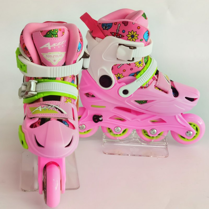 High quality roller skates for school children's roller skating training